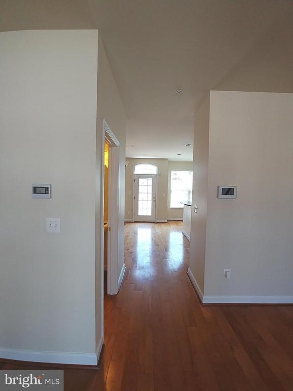 8007 Sport View Rd - Photo 5