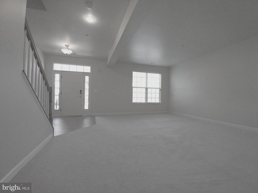 8007 Sport View Rd - Photo 2