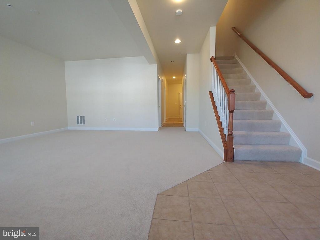 8007 Sport View Rd - Photo 3