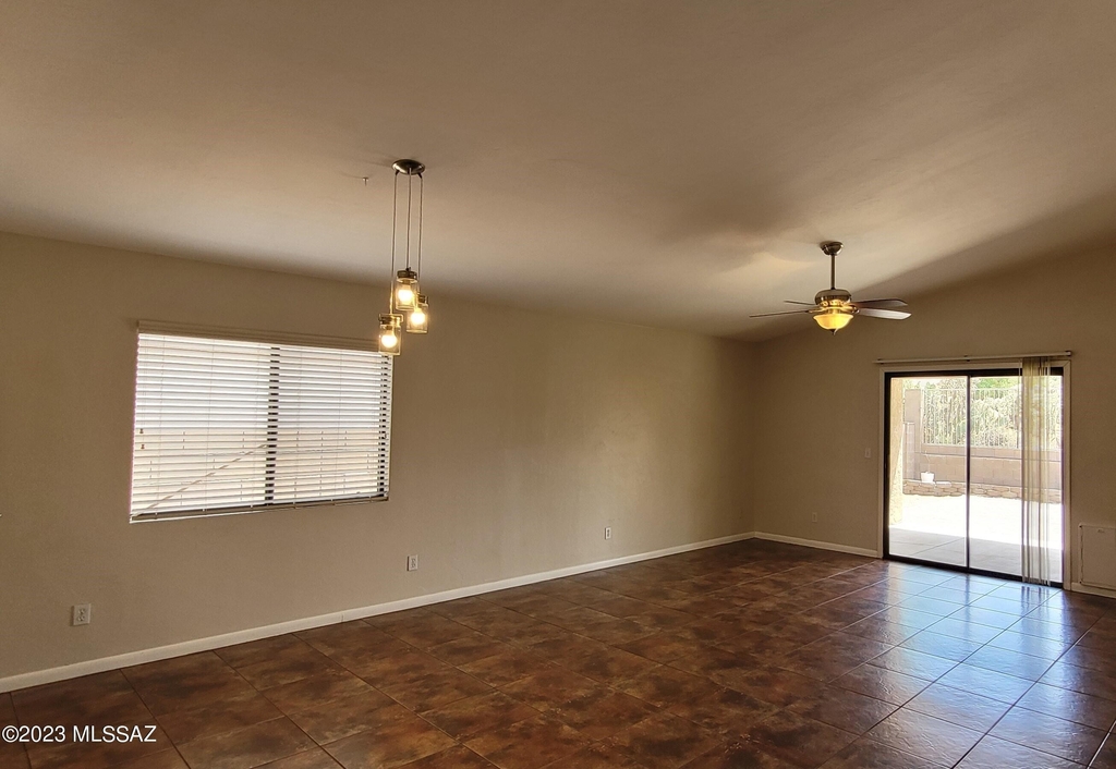 3817 N Nash Creek Court - Photo 4