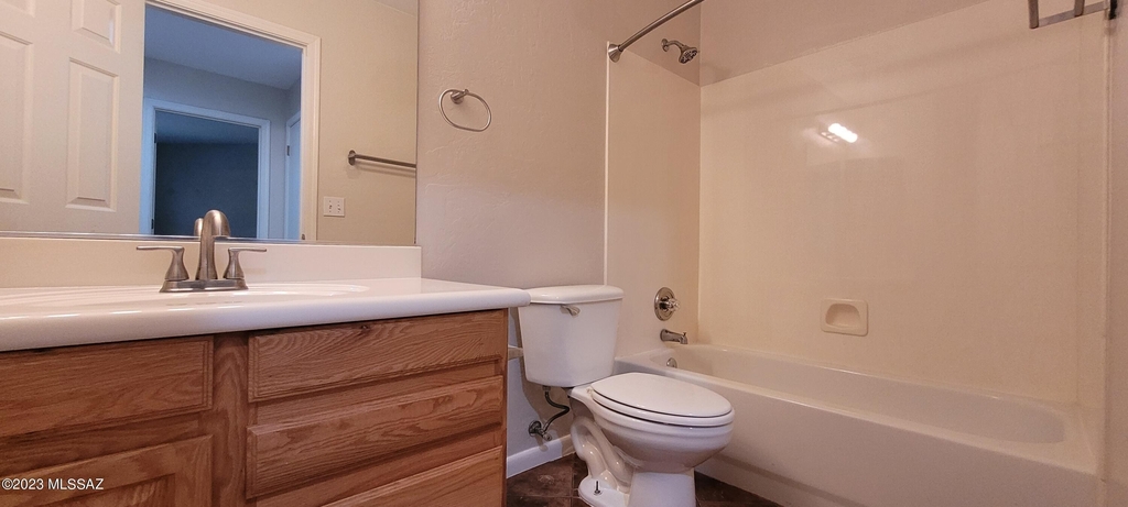 3817 N Nash Creek Court - Photo 16