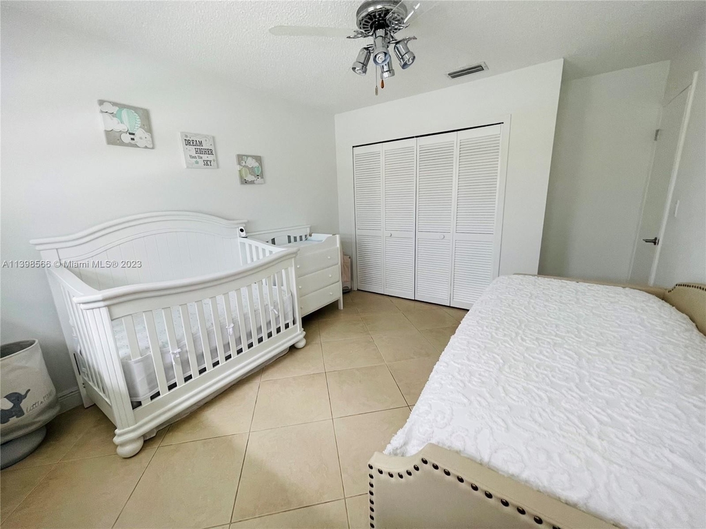 1820 Sw 141st Ave - Photo 9