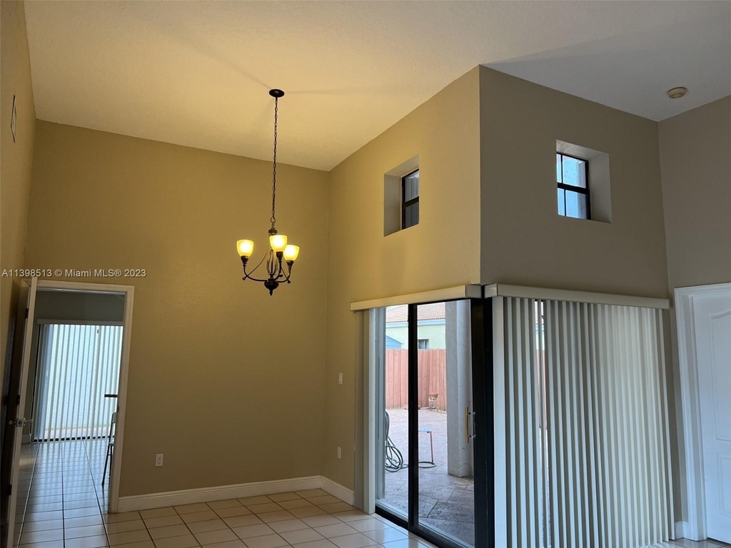 619 Sw 87th Pl - Photo 7