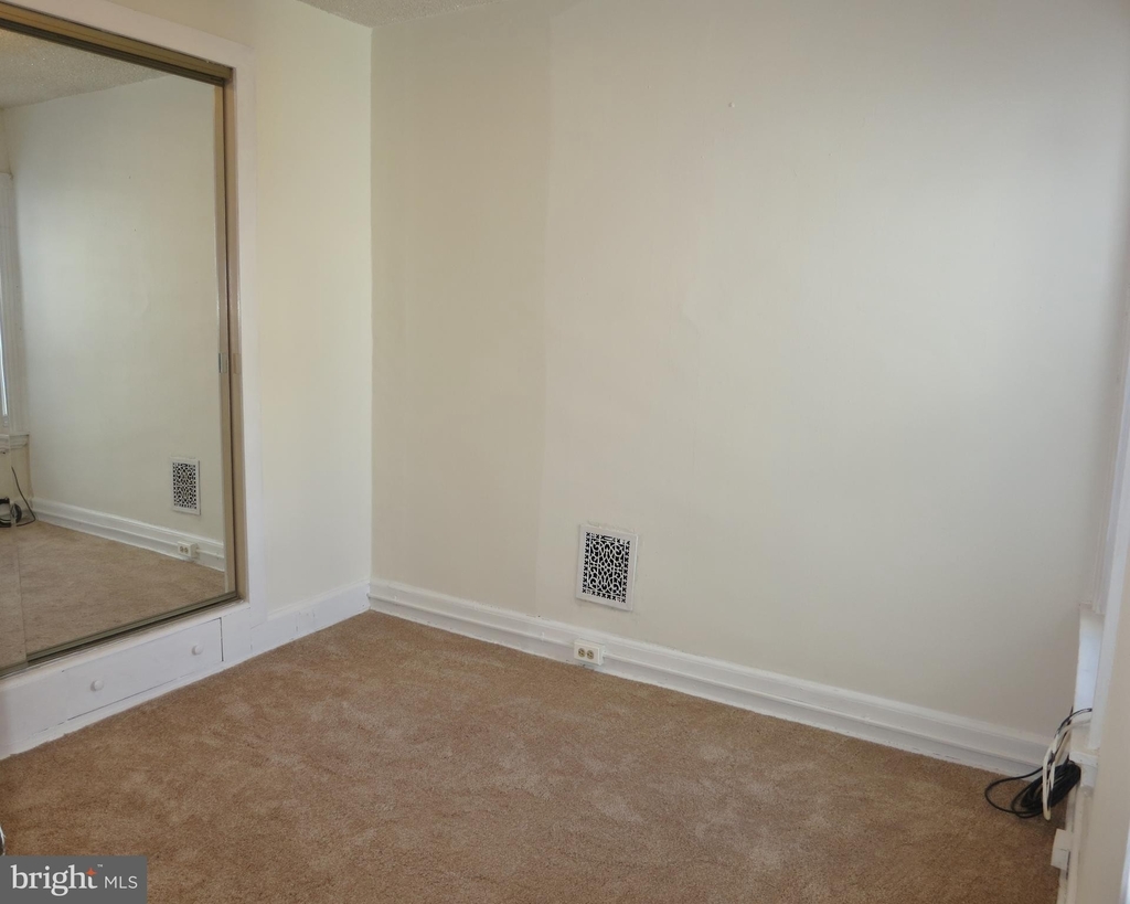 245 Kalos Street - Photo 13