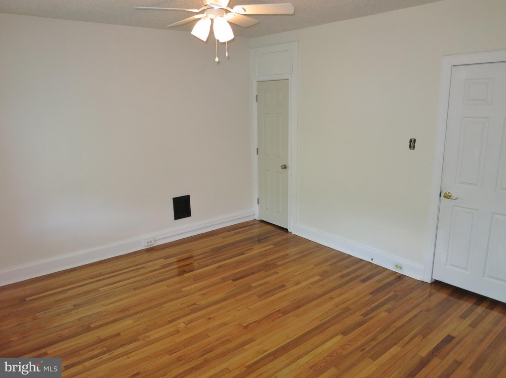 245 Kalos Street - Photo 12