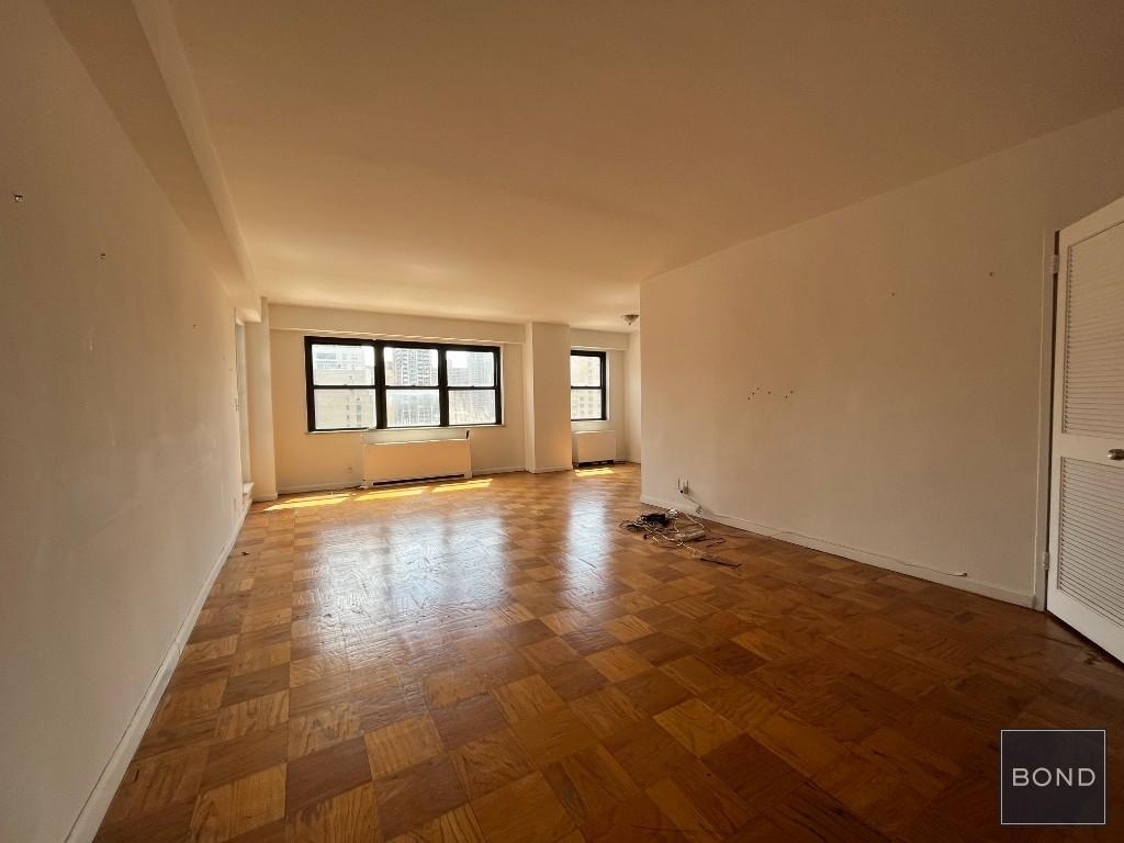 401 East 88th Street - Photo 1