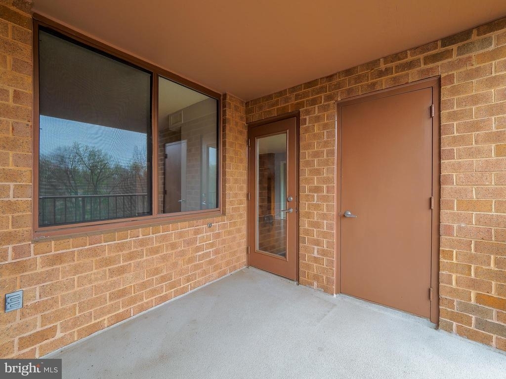 10101 Grosvenor Pl - Photo 31