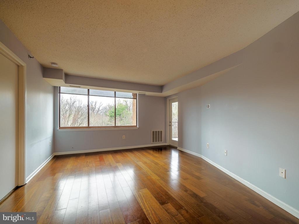 10101 Grosvenor Pl - Photo 15