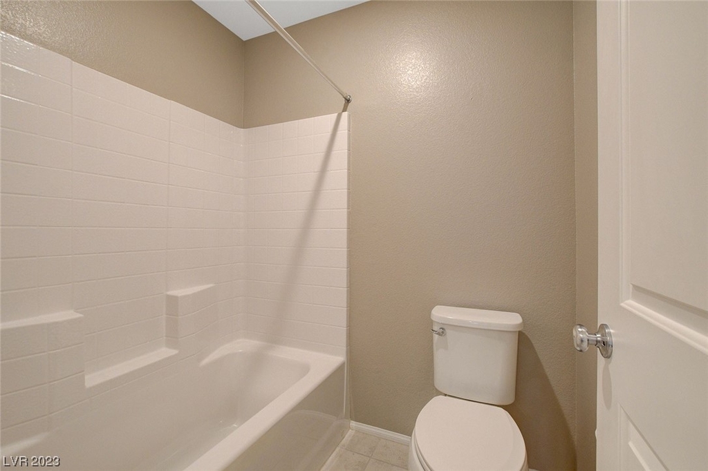 9726 Cluny Avenue - Photo 33