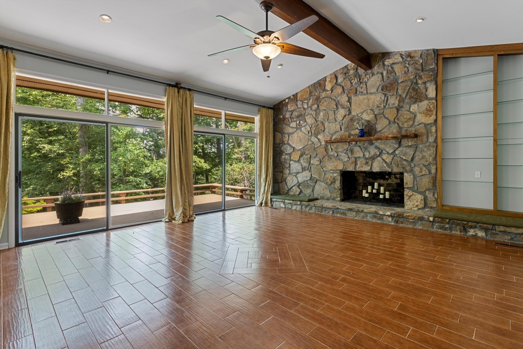 66 Whispering Pines Dr - Photo 4