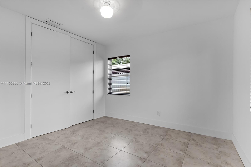 12021 Sw 40th St - Photo 17