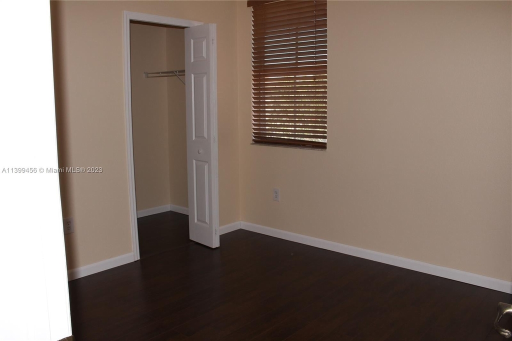 13834 Sw 274th Ter - Photo 10