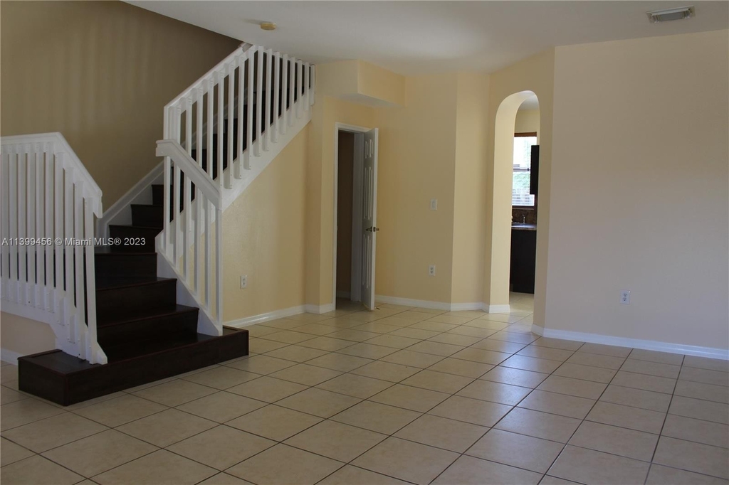 13834 Sw 274th Ter - Photo 1