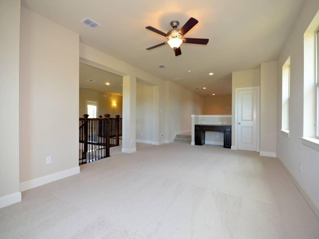 1009 Peacock Boulevard - Photo 3