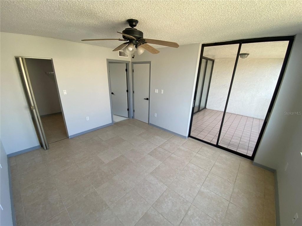 2424 W Tampa Bay Boulevard - Photo 8