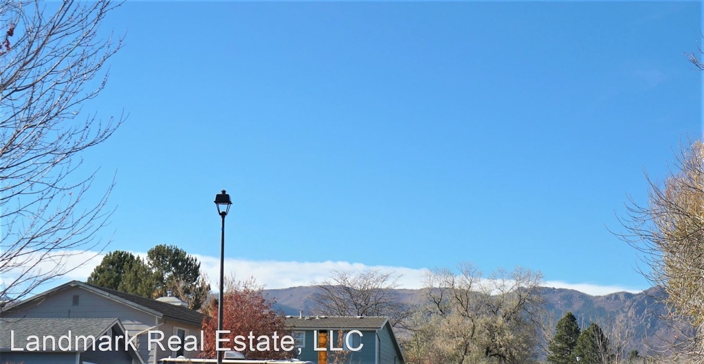 373 Saddlemountain Road - Photo 2