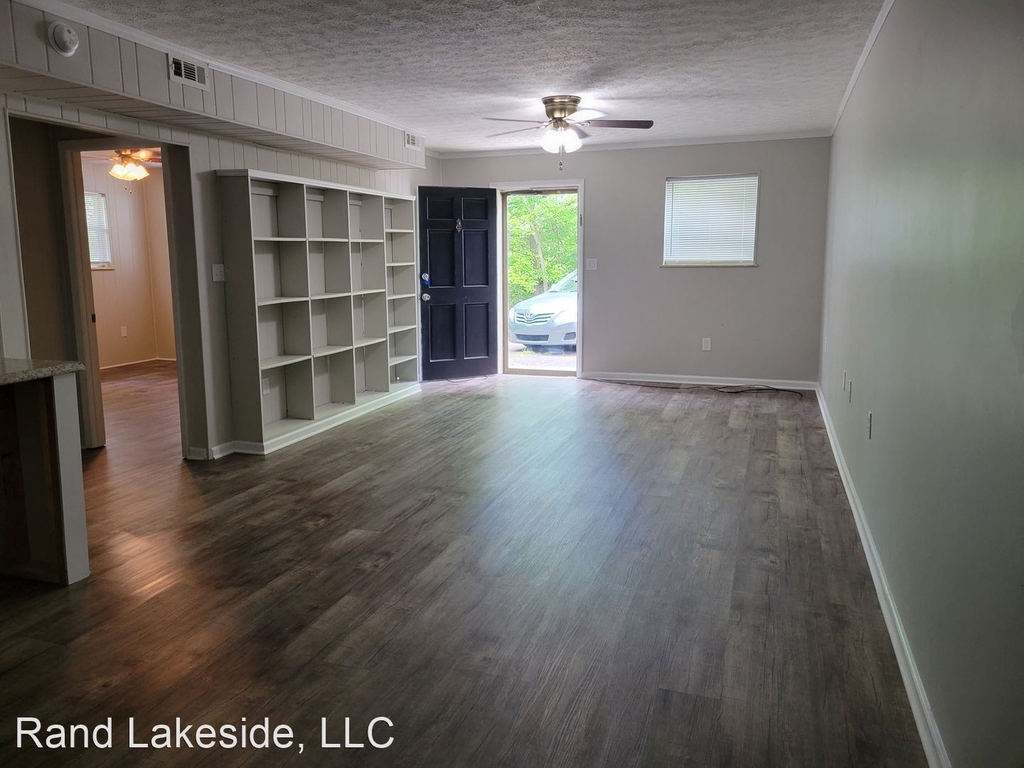 2843 Louisville Road - Photo 1