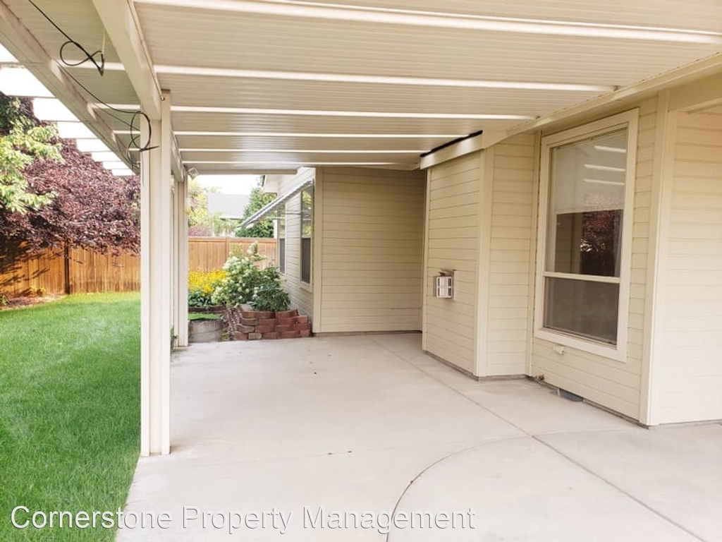 3715 Legacy Woods Ave - Photo 24