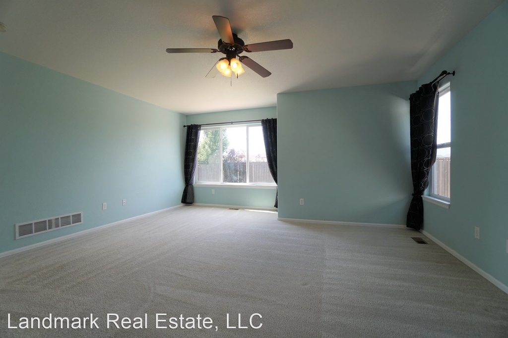 6364 Roundup Butte Street - Photo 14