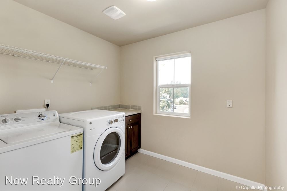 1114 Nw 92nd Avenue - Photo 17