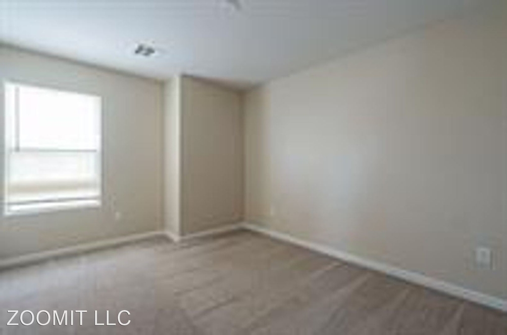 7265 West Gardenia Avenue - Photo 16