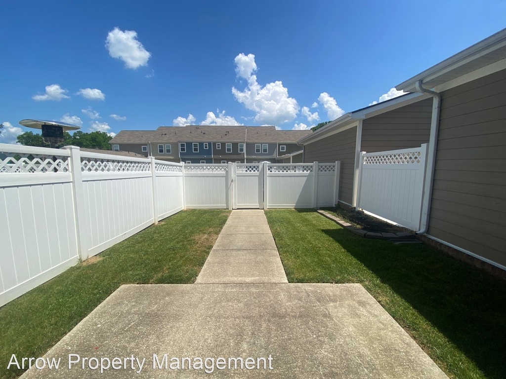 209 Oldbury Ln - Photo 20