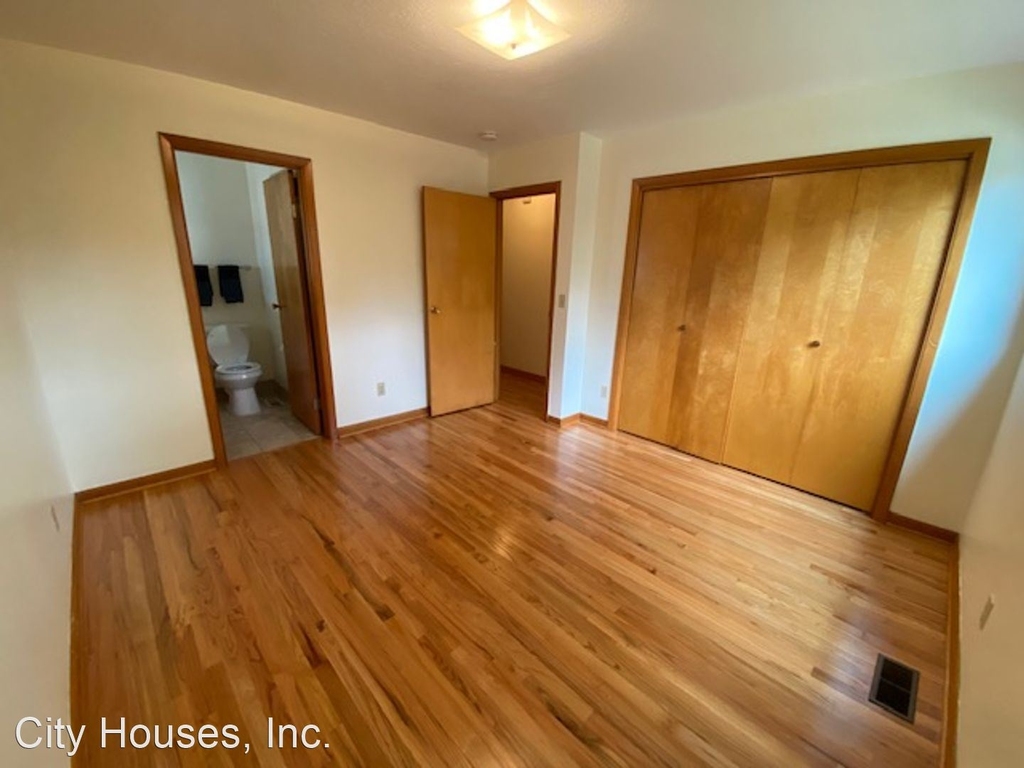 315 Ne 63rd Ave - Photo 10