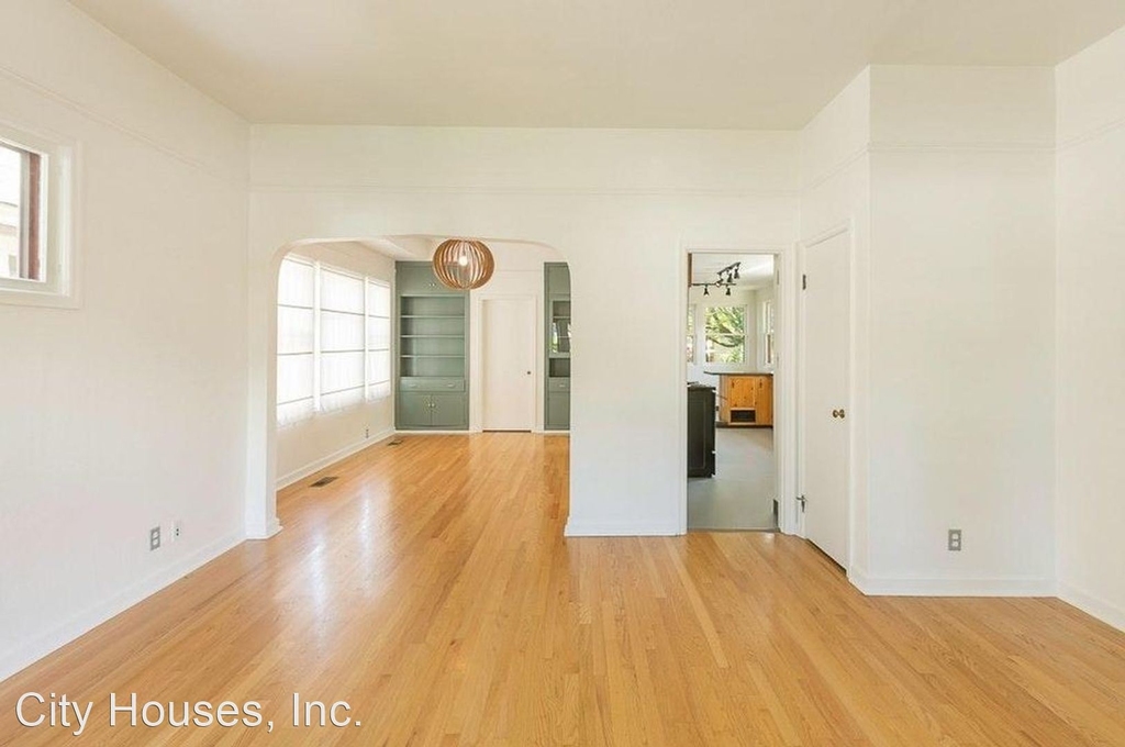 3514 Ne 13th Ave - Photo 2