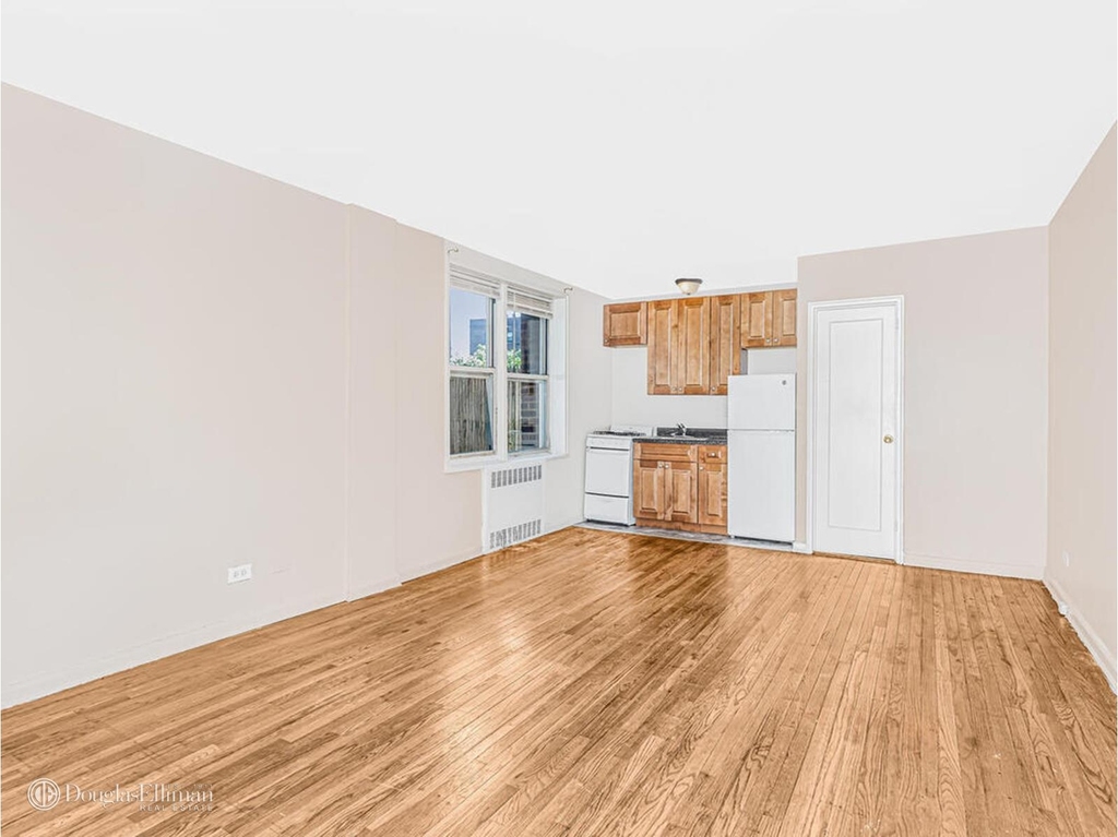 5614 Netherland Avenue - Photo 1