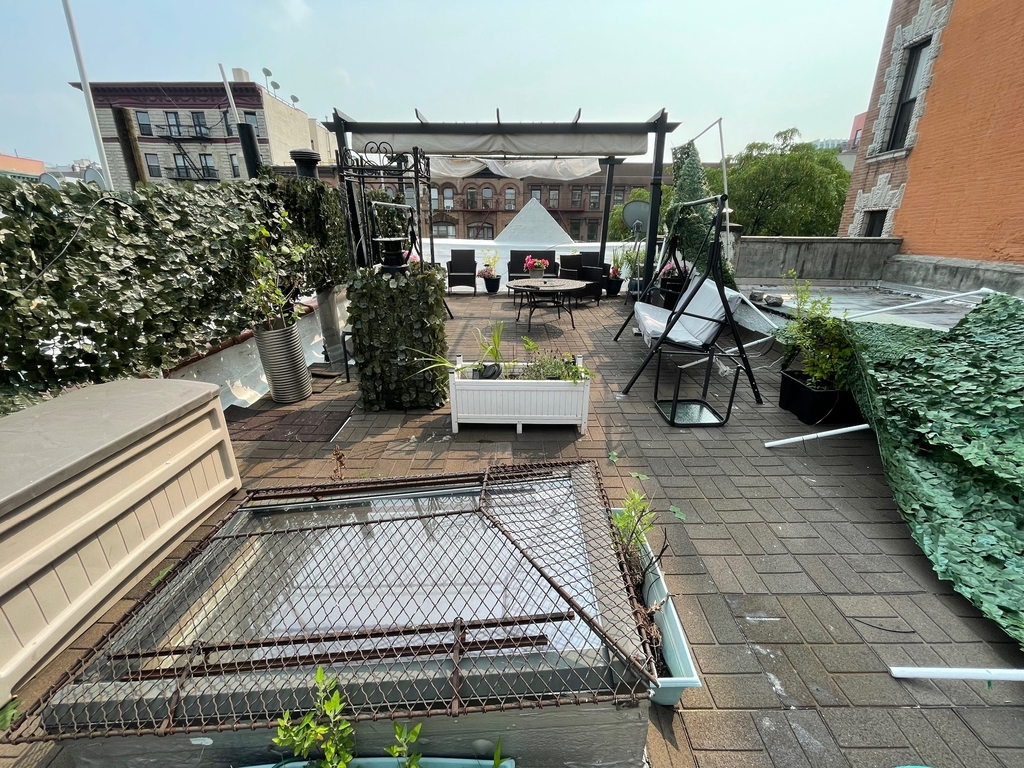 365 West 116th Street - Photo 10