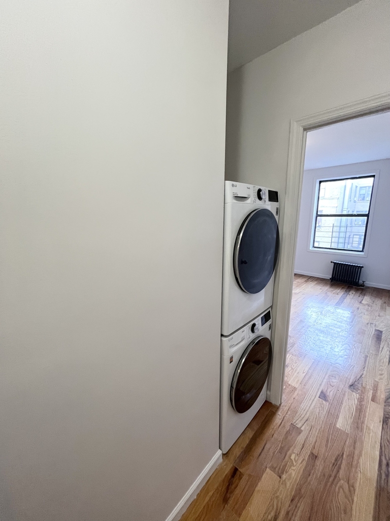 700 West 175th Street - Photo 3