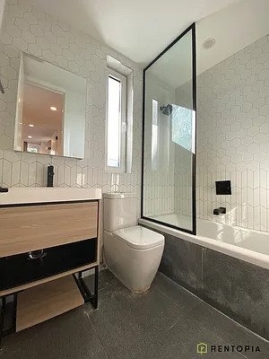 108 Havemeyer Street - Photo 8