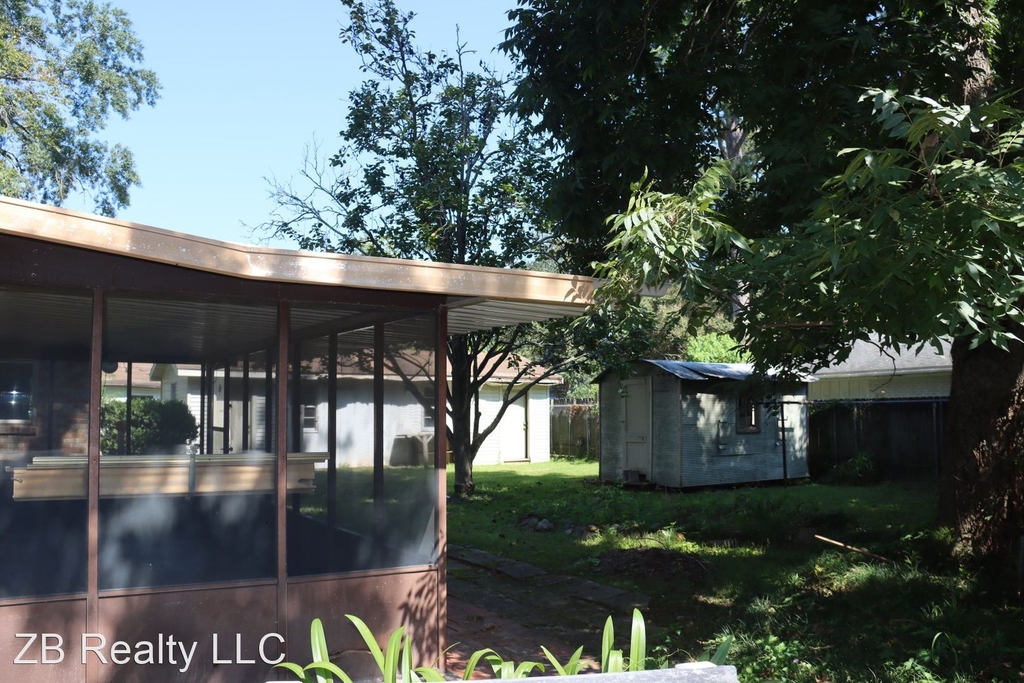 715 Texas Ave - Photo 4