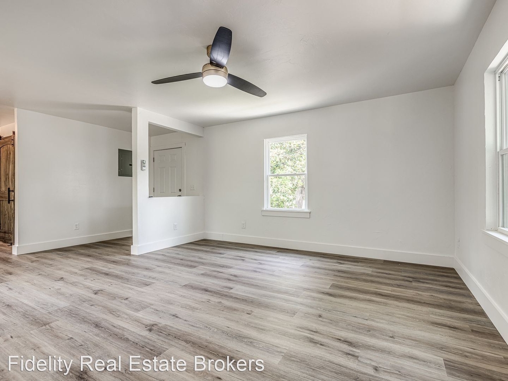 3420 Nw 16th - Photo 5