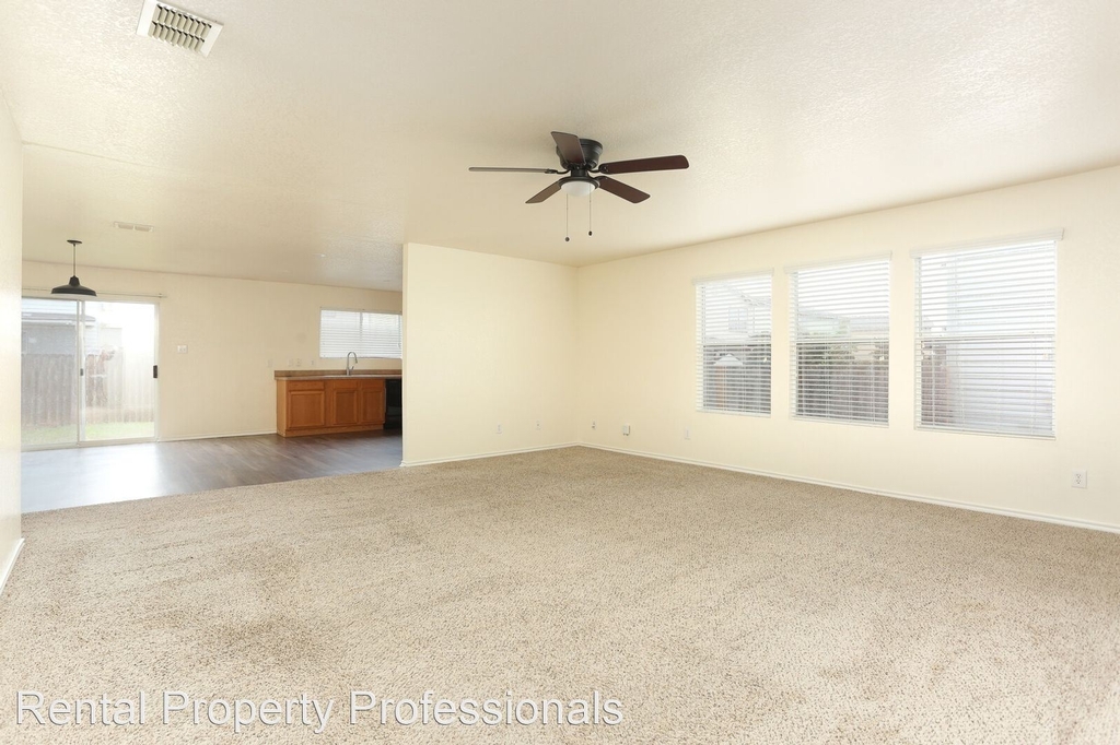 7731 Windview Way - Photo 6