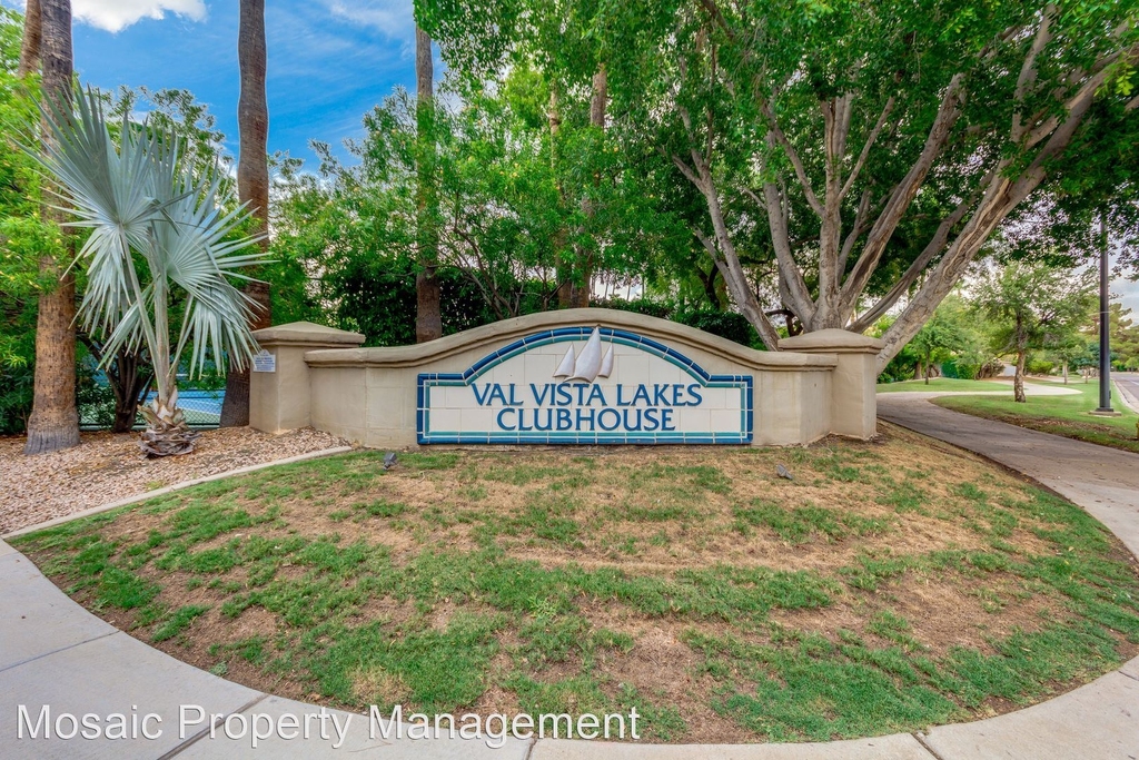 1341 N. Palmsprings Drive - Photo 37