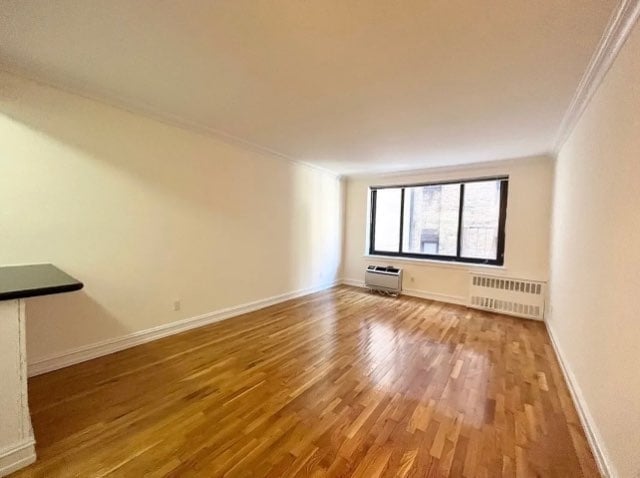 1661 York Avenue - Photo 2
