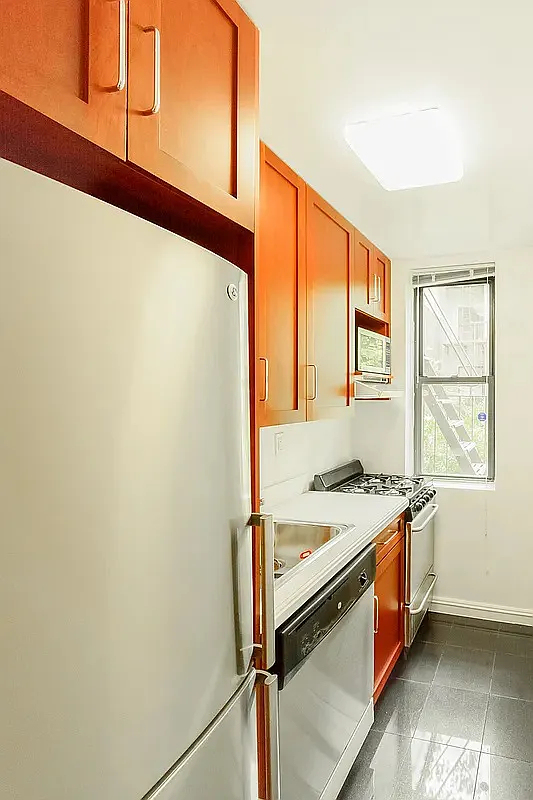 East 81st Street and 1st Avenue - Photo 4