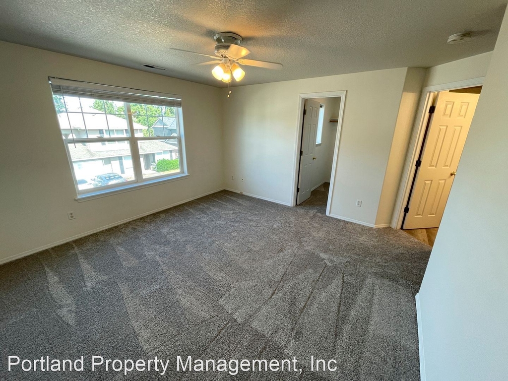 1366 Ne 84th Lane - Photo 12