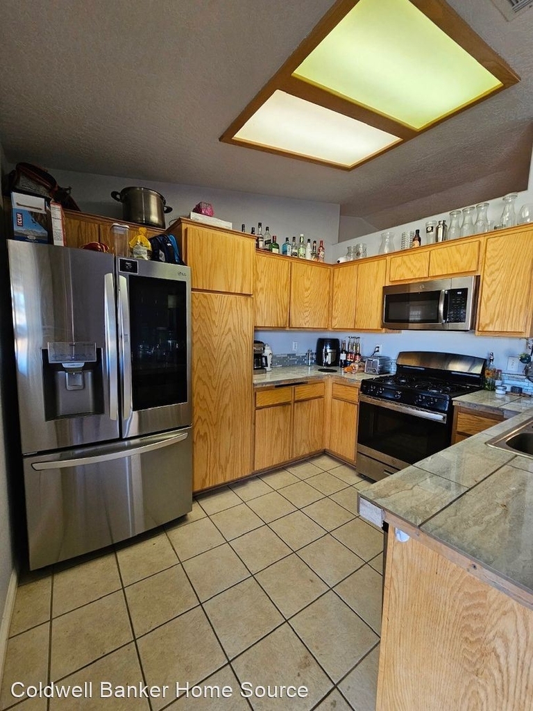 22227 Mohican Ave. - Photo 8