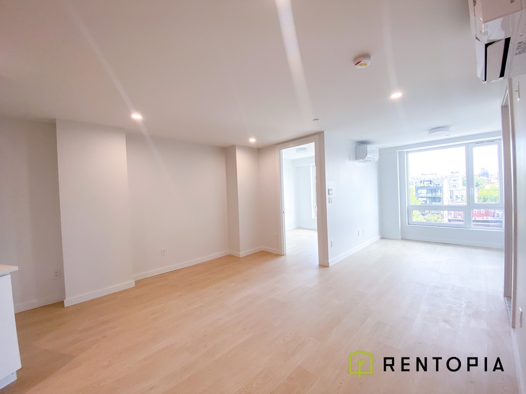 280 Meeker Avenue - Photo 0