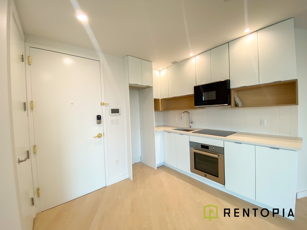 280 Meeker Avenue - Photo 4