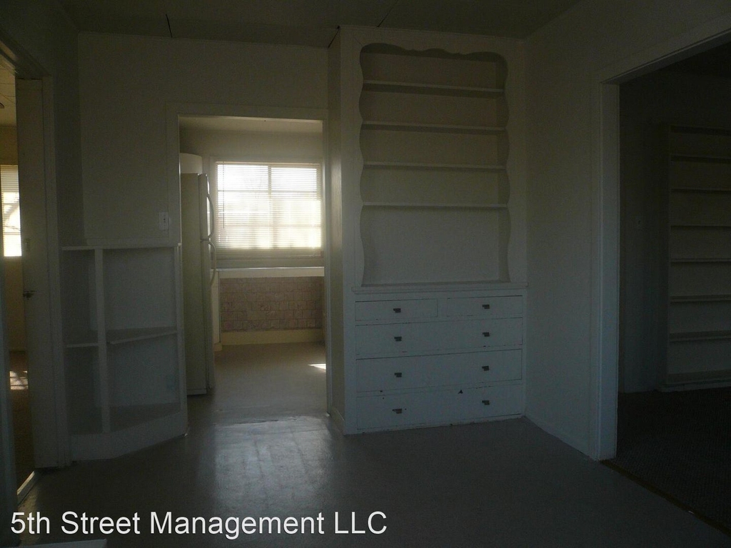 223 University Terrace - Photo 6