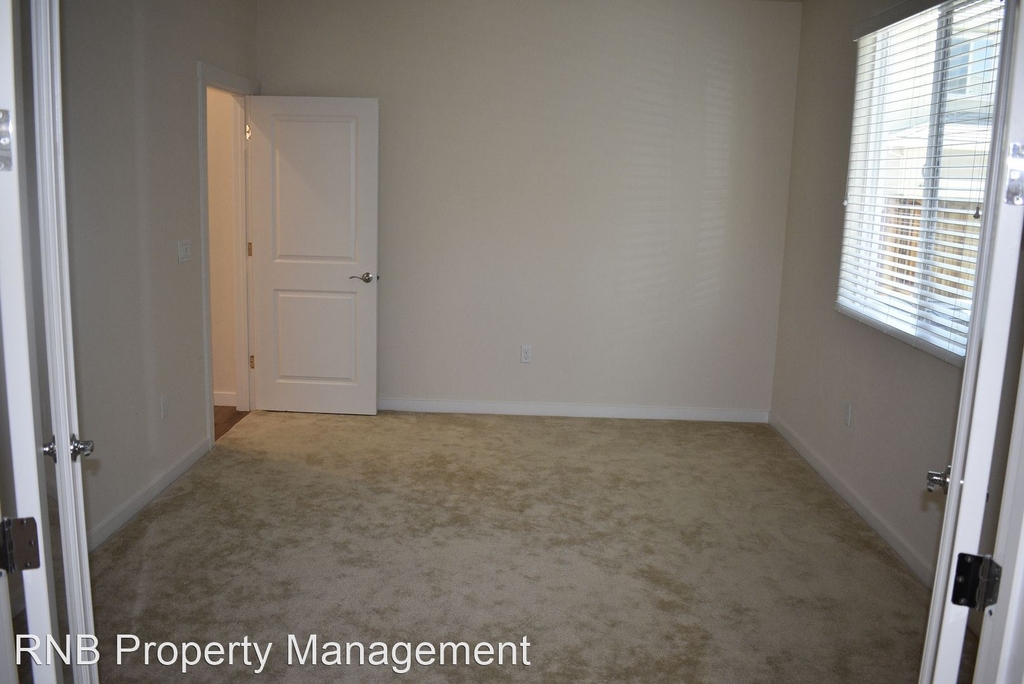 5013 Jewel Street - Photo 1