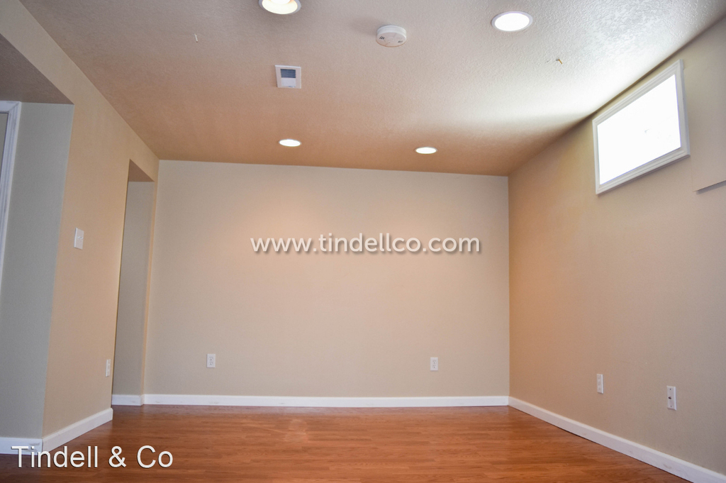 6725 N Delaware Ave - Photo 29