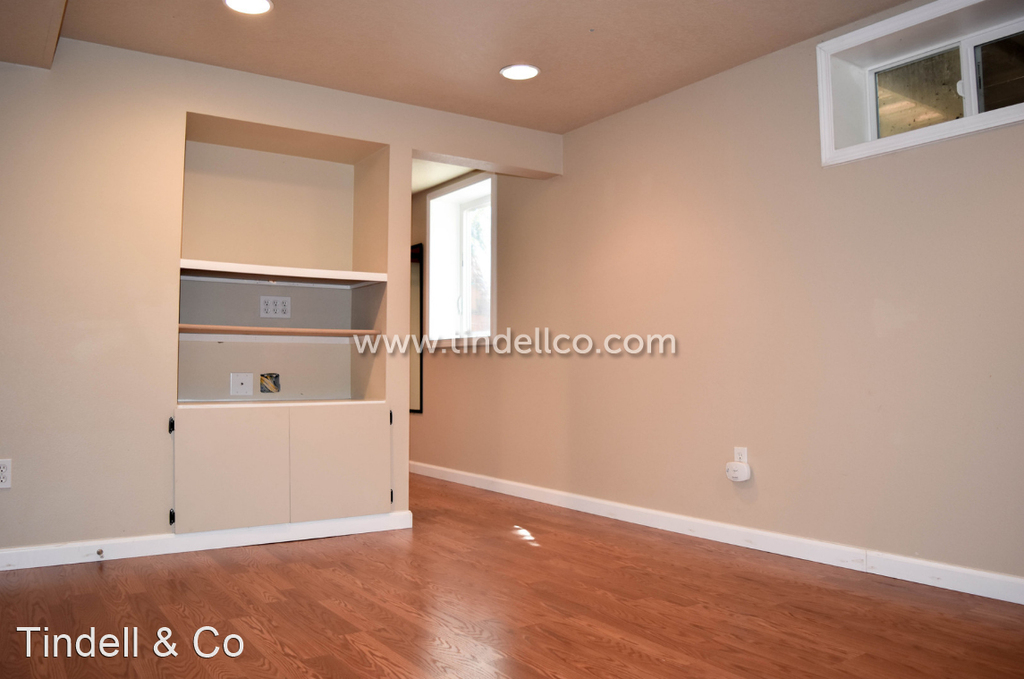 6725 N Delaware Ave - Photo 22