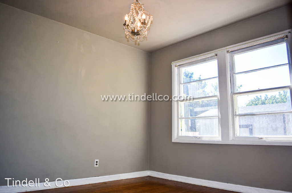 6725 N Delaware Ave - Photo 11