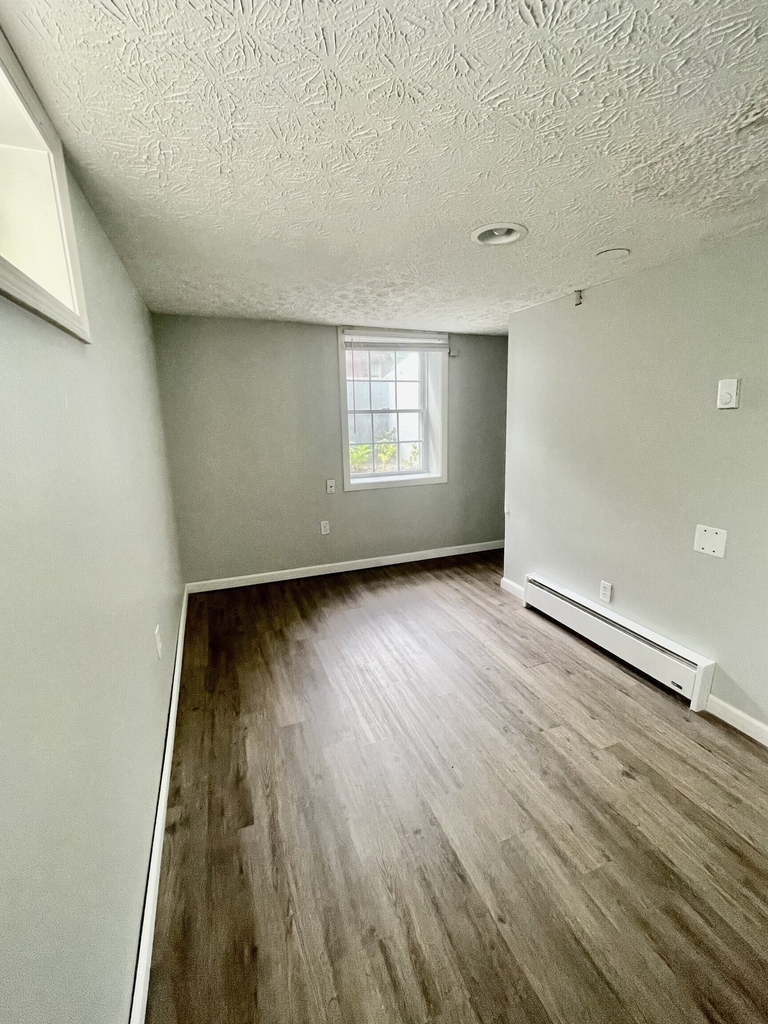 6103 Winthrop Avenue - Photo 12