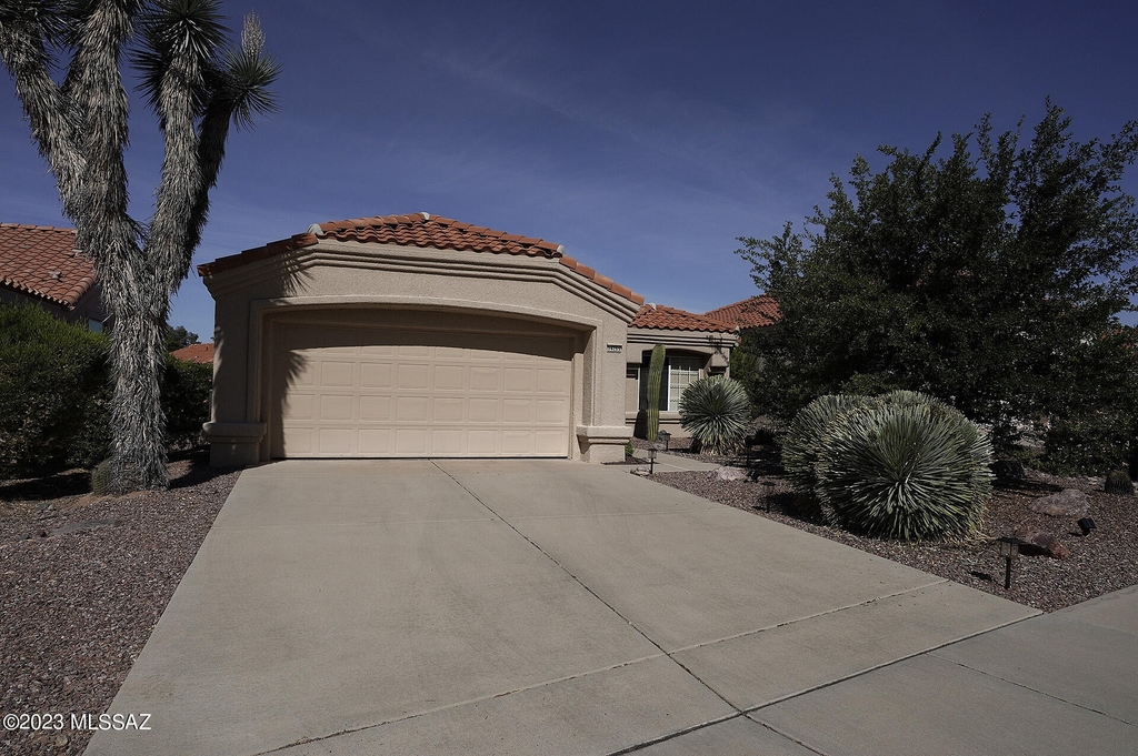 14269 N Trade Winds Way - Photo 0