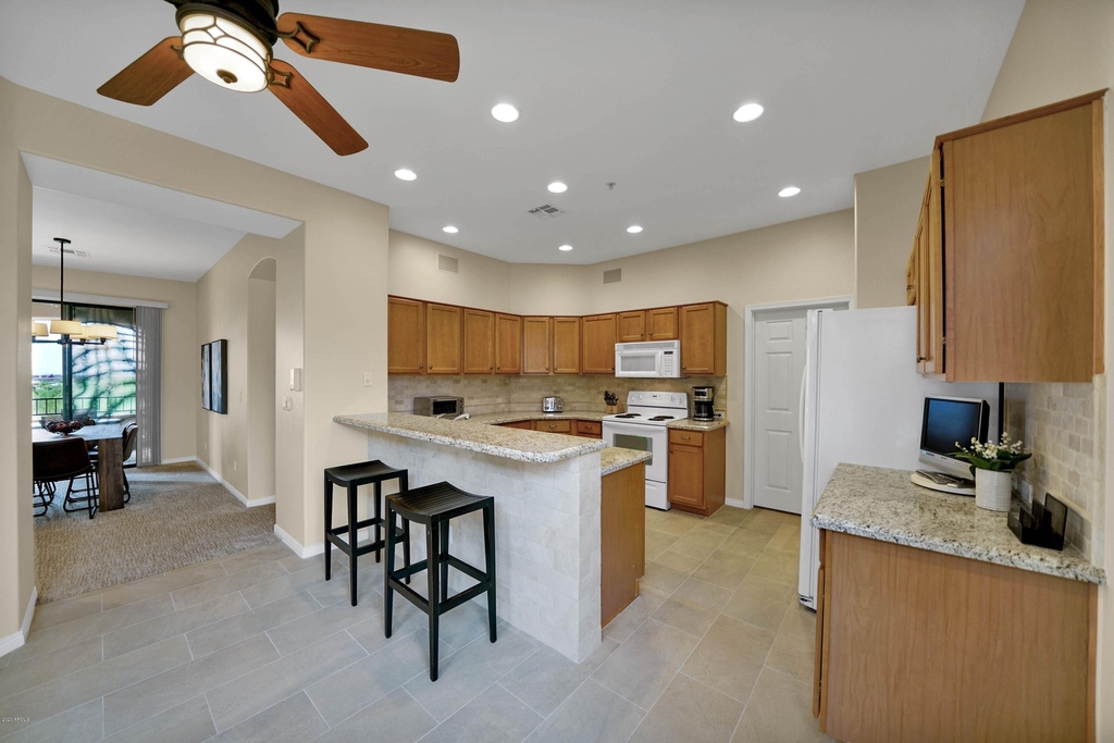 16600 N Thompson Peak Parkway - Photo 10